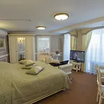 Belarus Hotel 3*